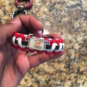 Paracord heat bracelet